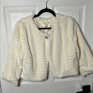 Tacera Cream faux fur jacket with Button Detail